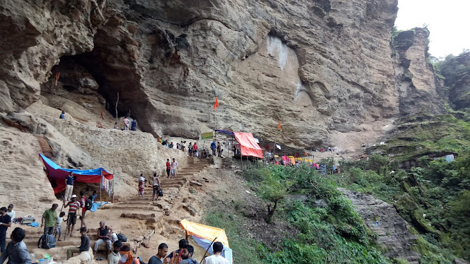 Shri Nagdwar Swami Temple in the Lap of Satpura: A Spiritual Odyssey